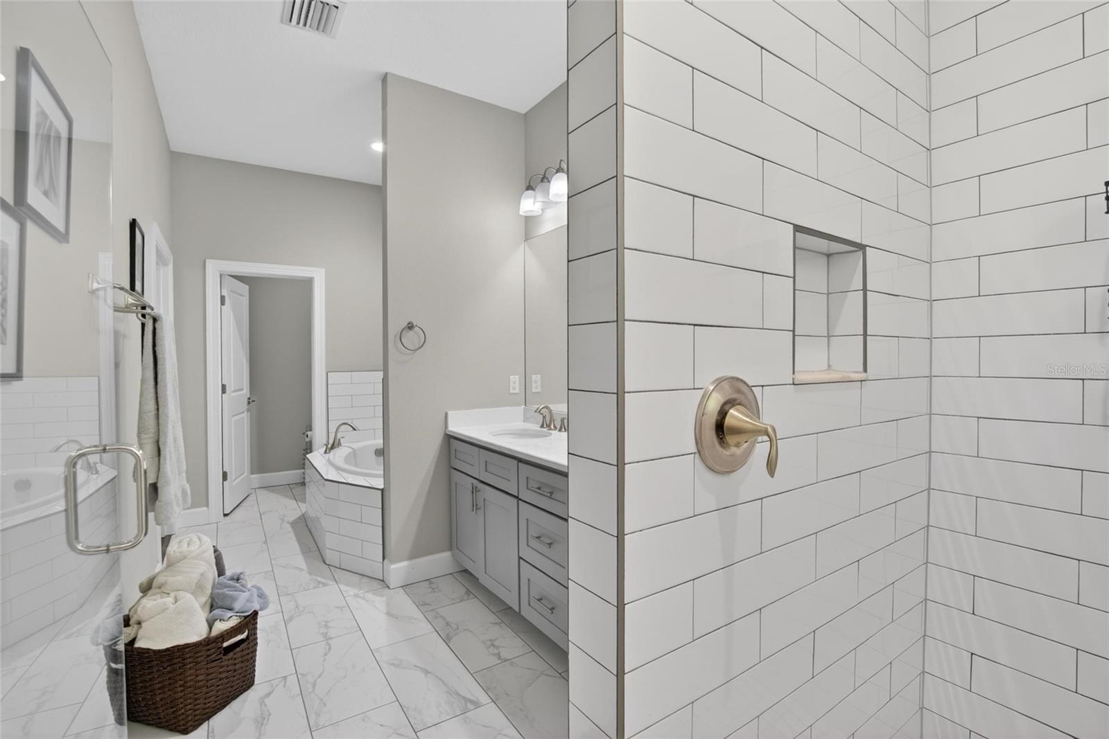 750 GRAND CYPRESS LN, TARPON SPRINGS, FL — photo 24