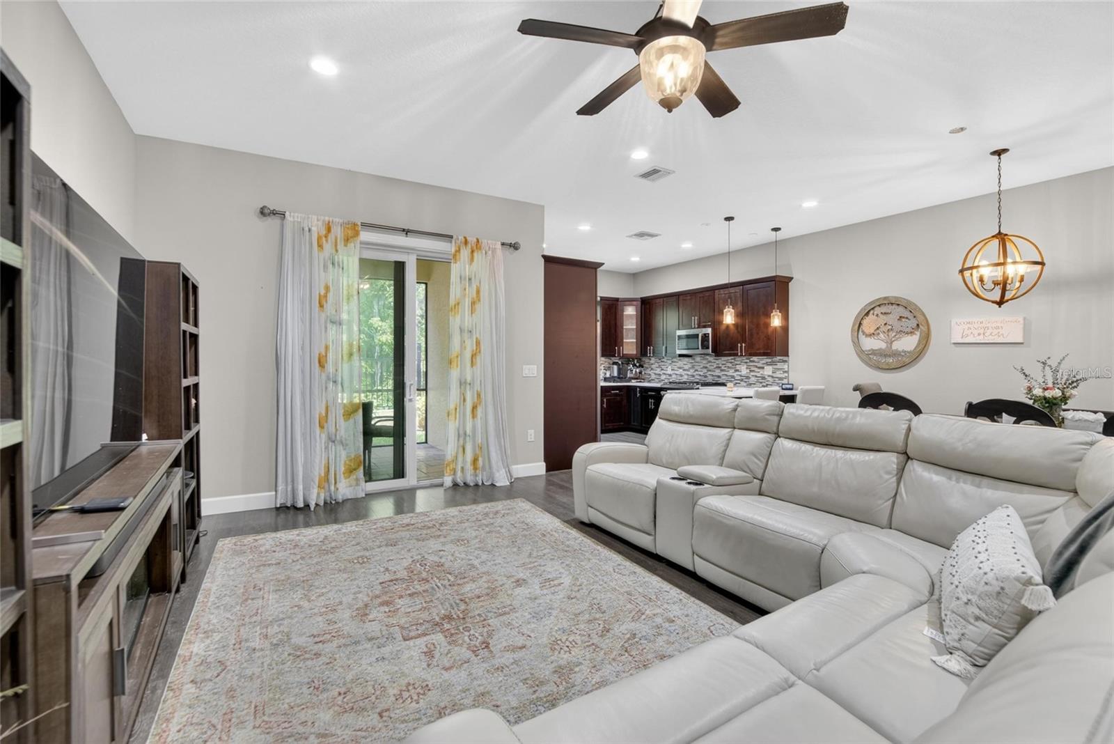 750 GRAND CYPRESS LN, TARPON SPRINGS, FL — photo 65