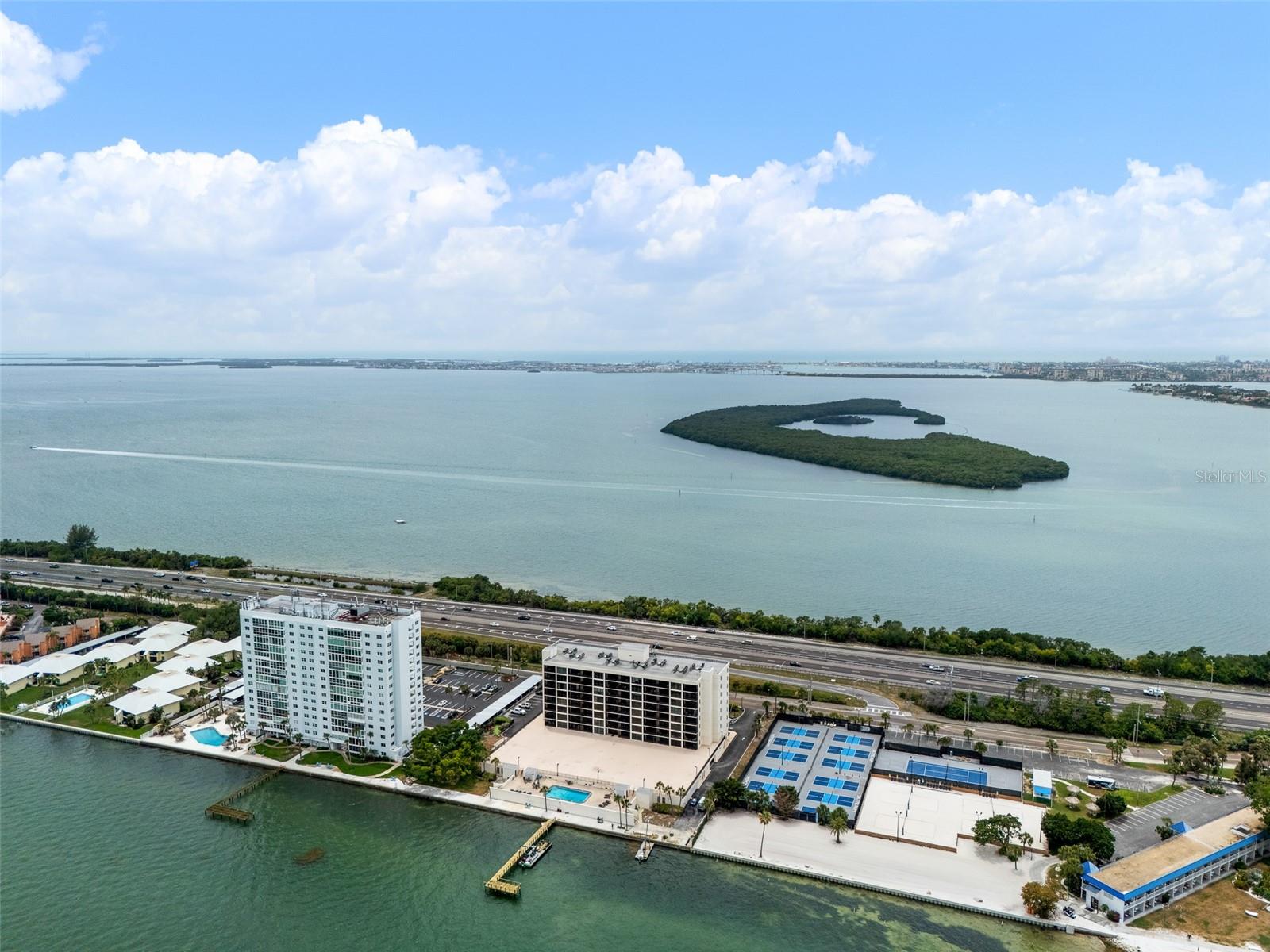 7100 SUNSHINE SKYWAY LN S #701, ST PETERSBURG, FL — photo 61