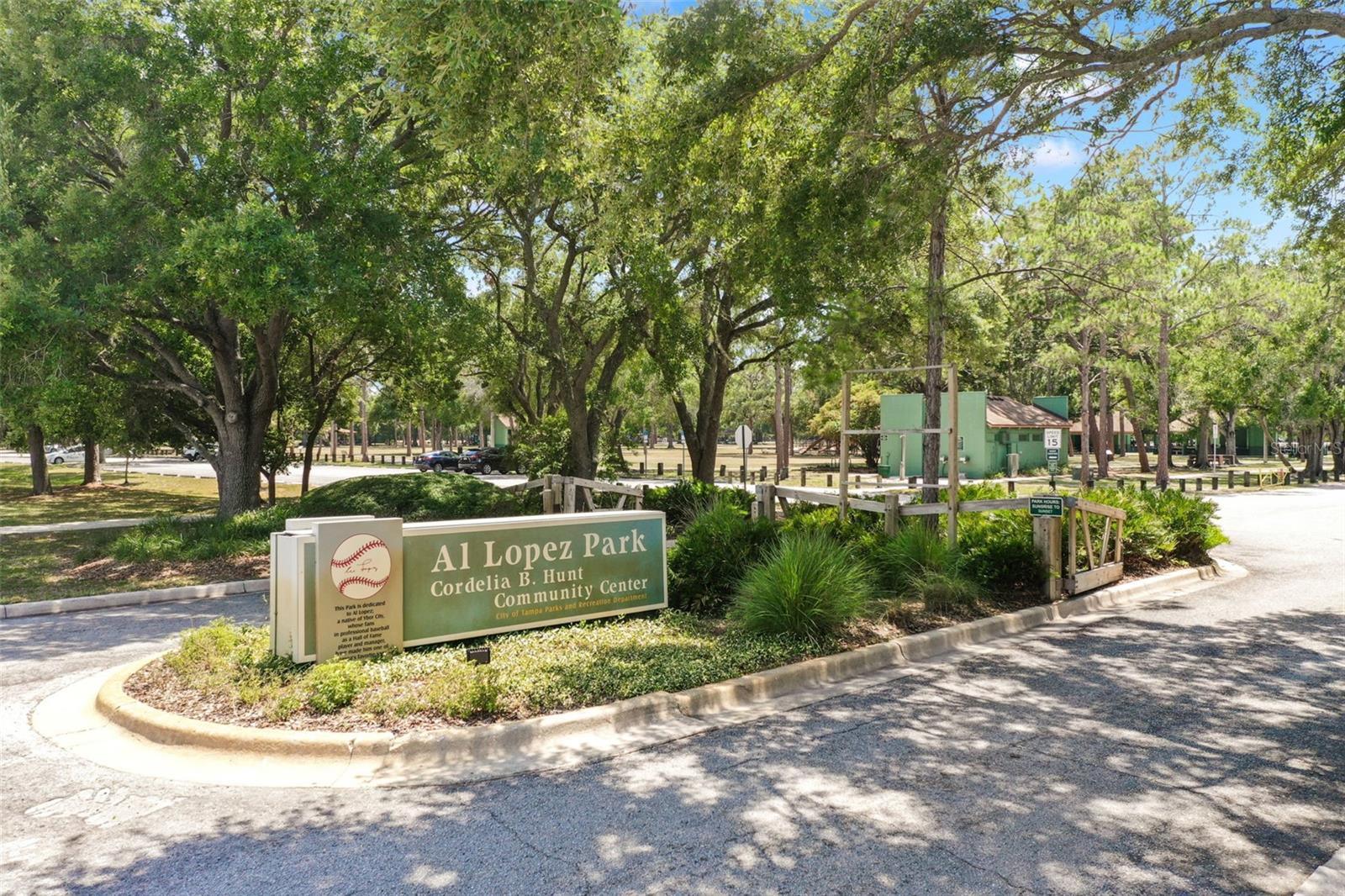 7012 N WILLOW AVE, TAMPA, FL — photo 4