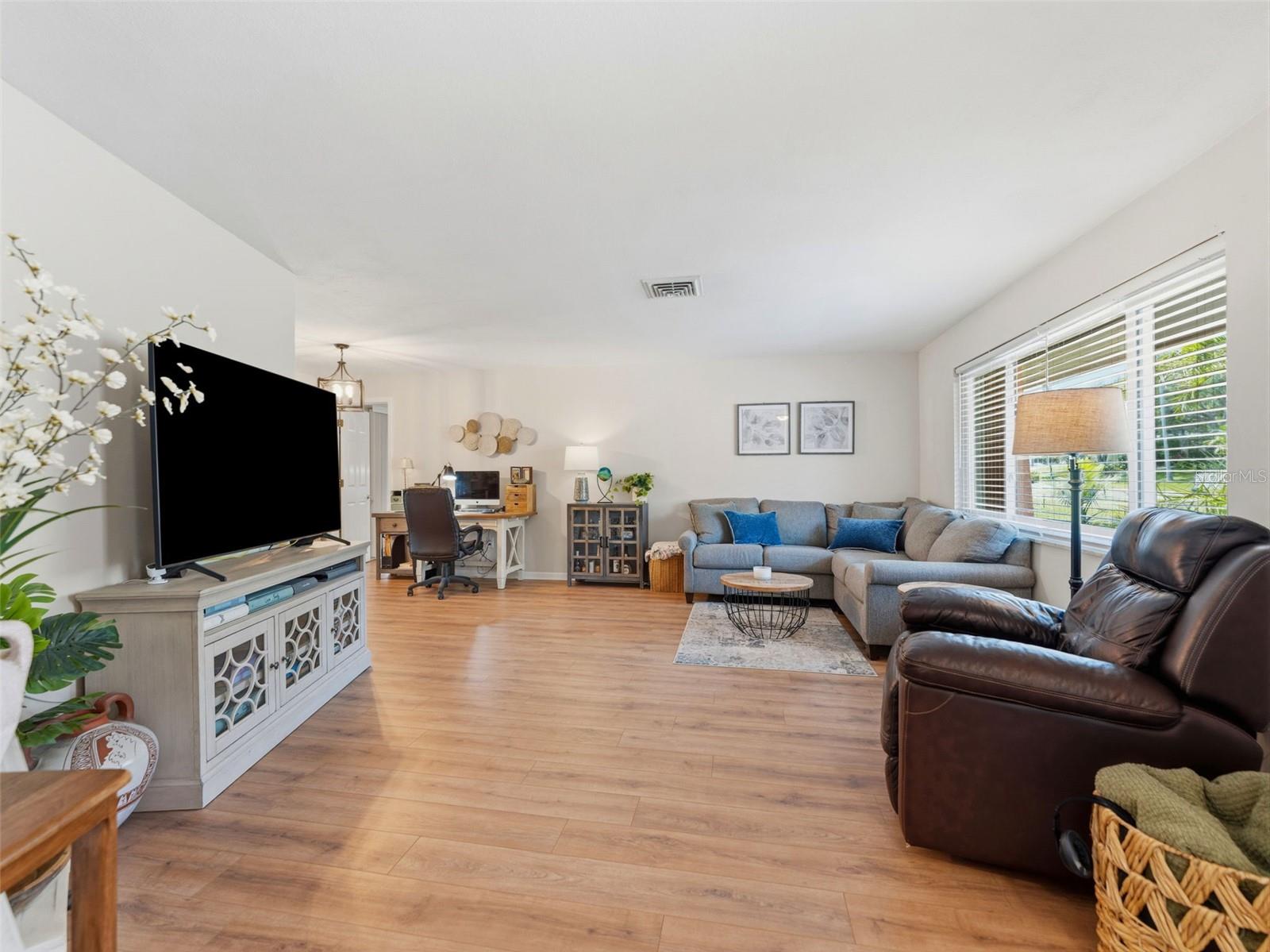 3325 SAN MATEO ST, CLEARWATER, FL — photo 7