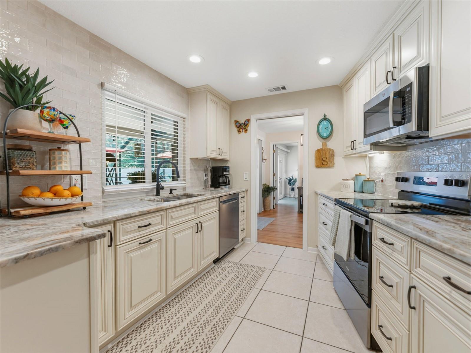 3325 SAN MATEO ST, CLEARWATER, FL — photo 11