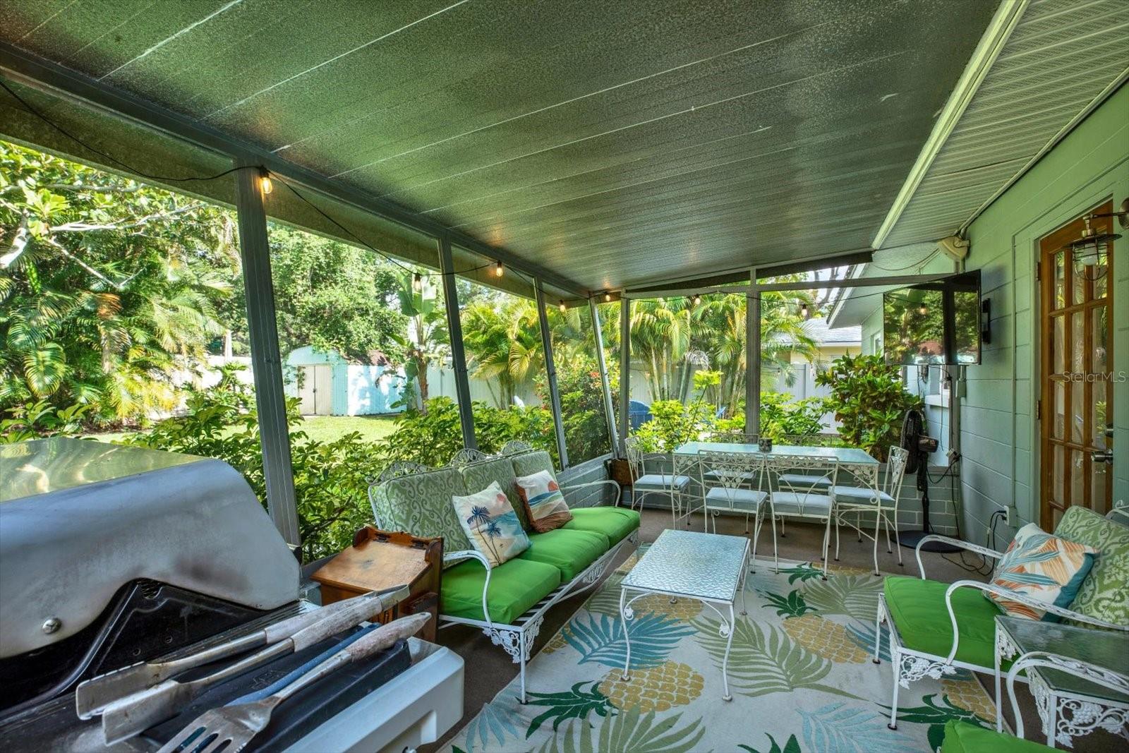 5572 100TH WAY N, ST PETERSBURG, FL — photo 25