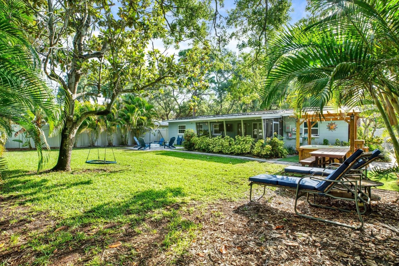 5572 100TH WAY N, ST PETERSBURG, FL — photo 28