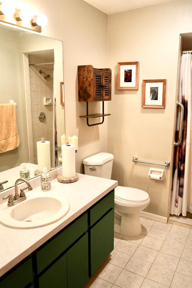 10046 CHARLEMONT AVE, ENGLEWOOD, FL — photo 20