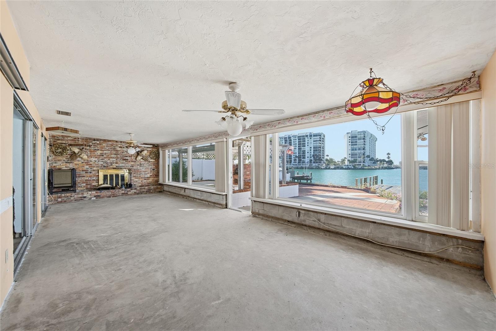 4 BELLEVUE DR, TREASURE ISLAND, FL — photo 8