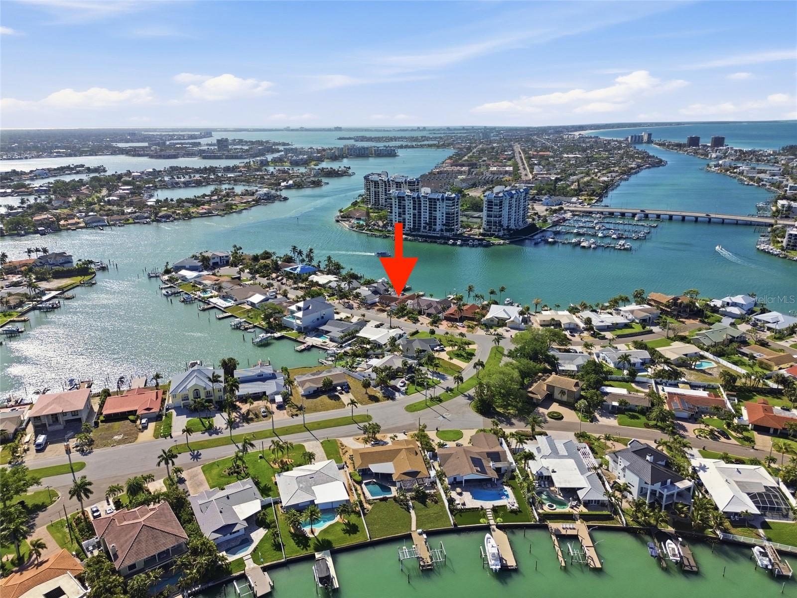 4 BELLEVUE DR, TREASURE ISLAND, FL — photo 21