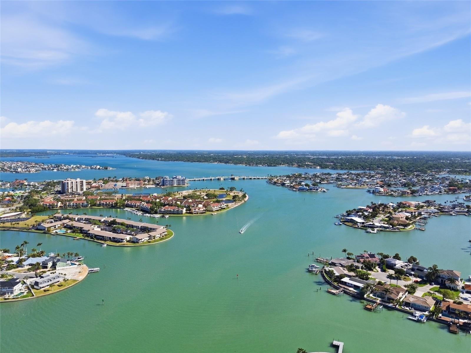4 BELLEVUE DR, TREASURE ISLAND, FL — photo 24