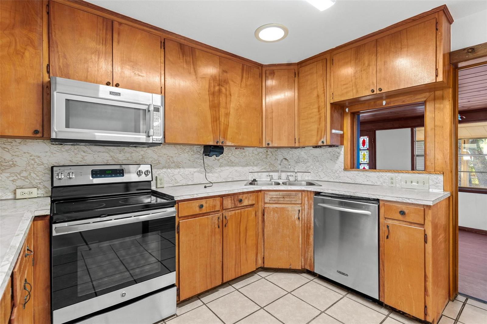 803 CAROL CT, TAVARES, FL — photo 13