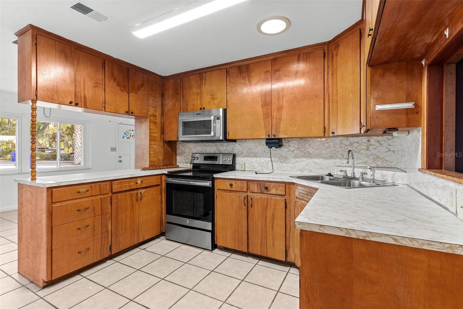 803 CAROL CT, TAVARES, FL — photo 14