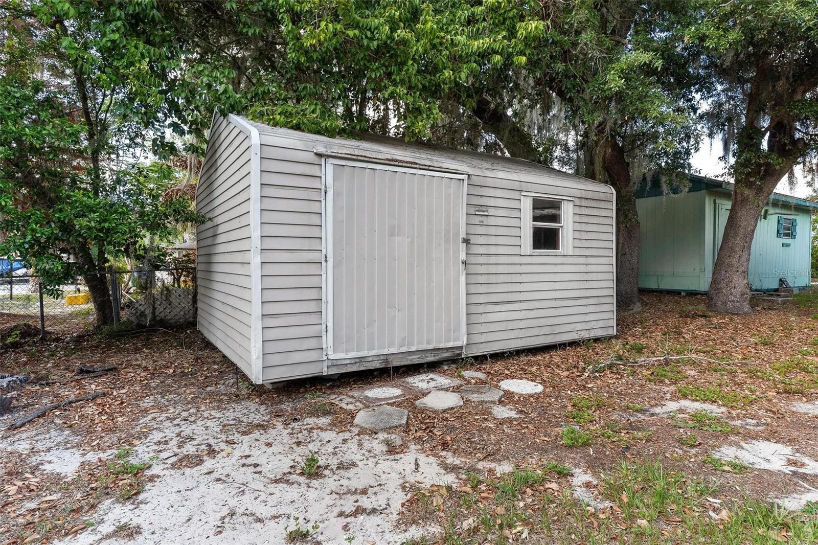 803 CAROL CT, TAVARES, FL — photo 34