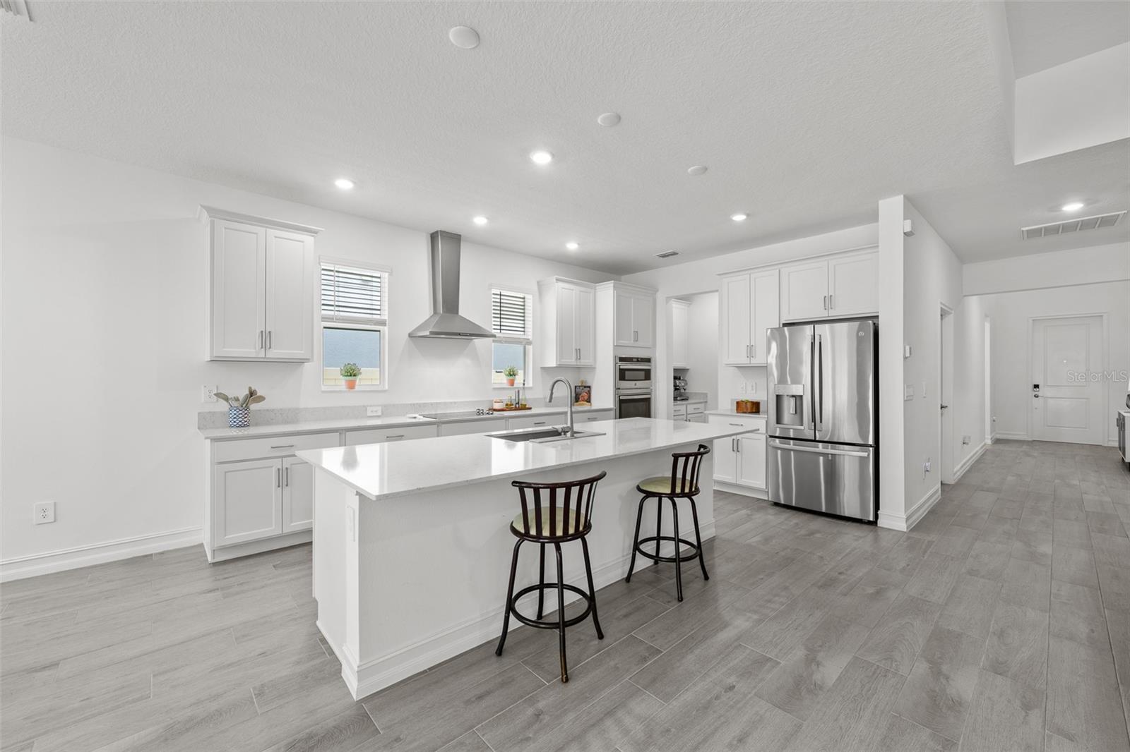 18242 SERENE LAKE LOOP, LUTZ, FL — photo 3