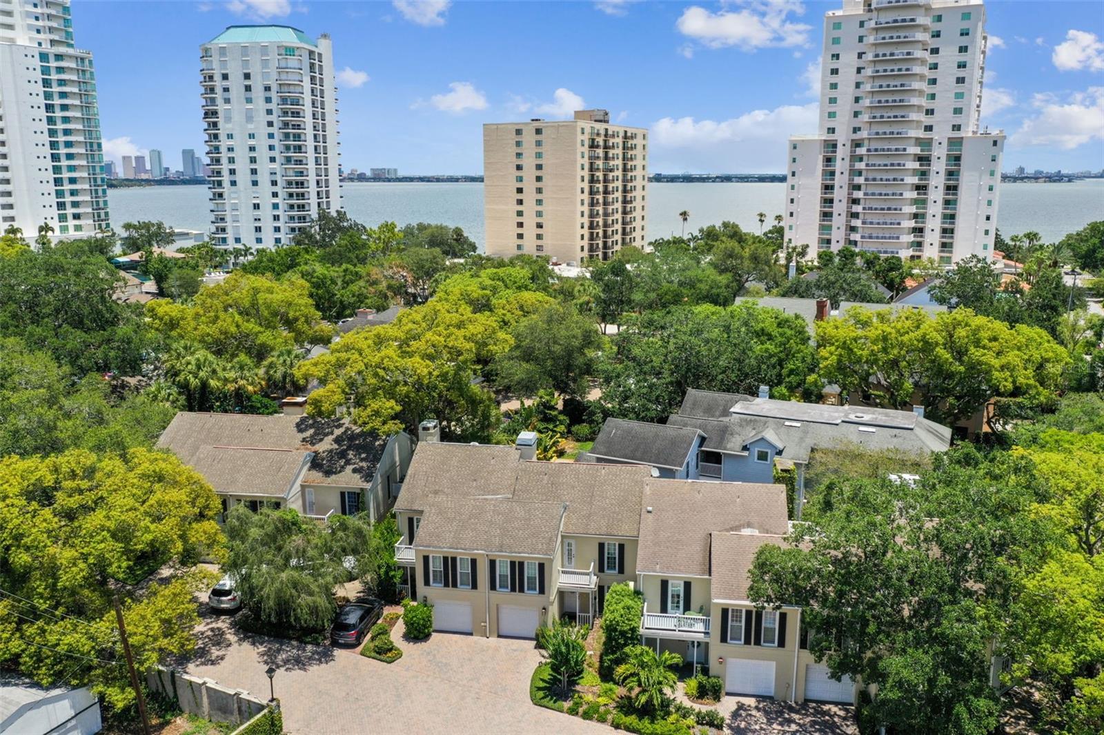 3530 VILLAGE WAY #3, TAMPA, FL