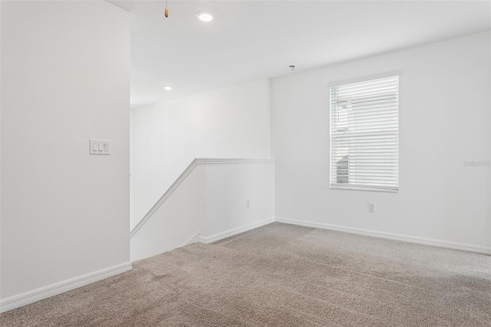11000 RADIANT SHORE LOOP, SAN ANTONIO, FL — photo 13