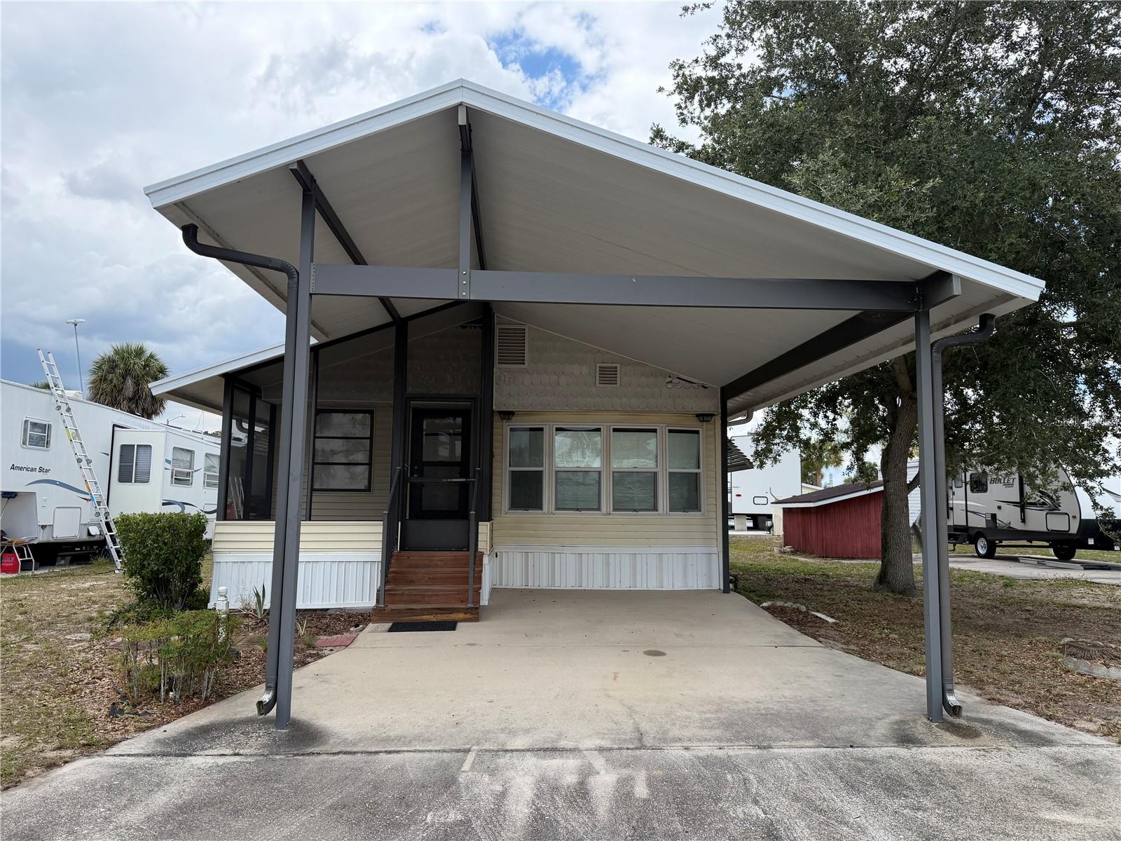 85 IRON LN, HAINES CITY, FL