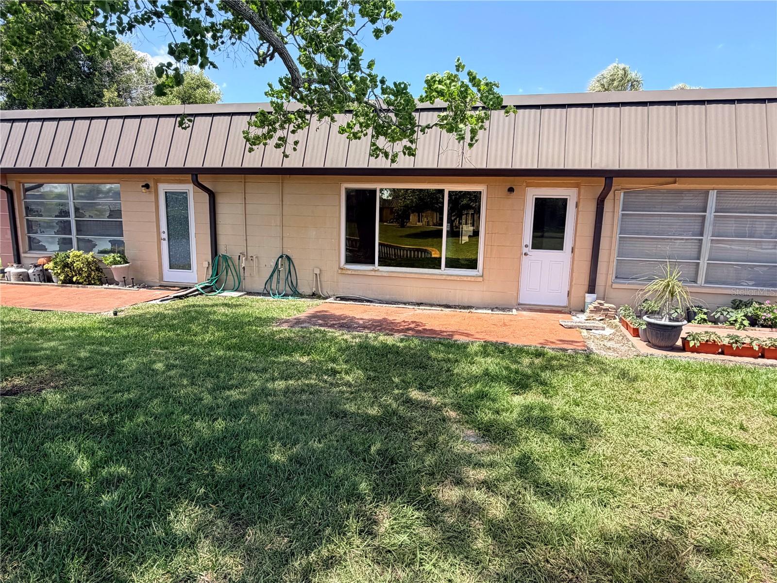 4446 RUSTIC DR #E, NEW PORT RICHEY, FL