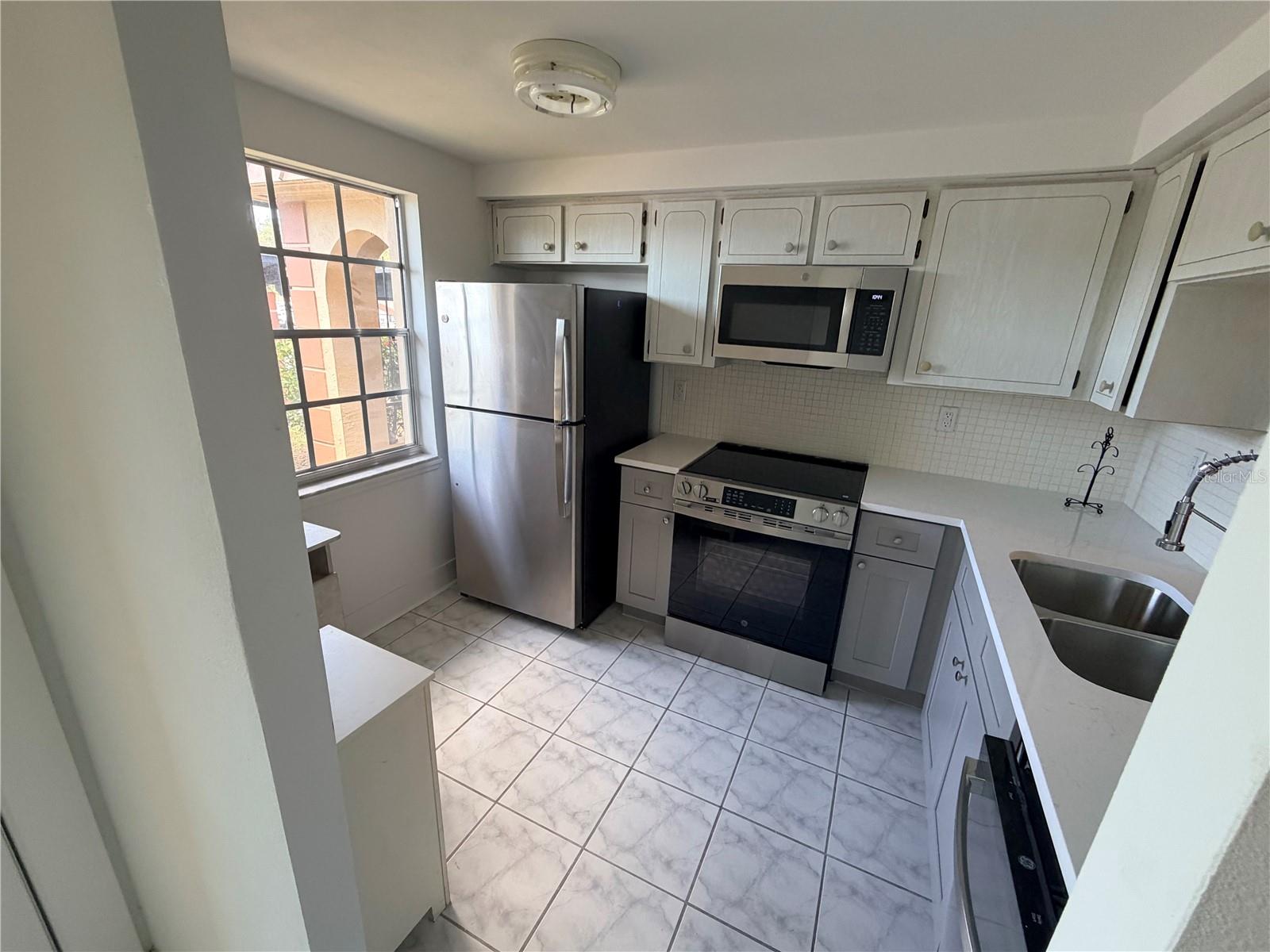 4446 RUSTIC DR #E, NEW PORT RICHEY, FL — photo 6