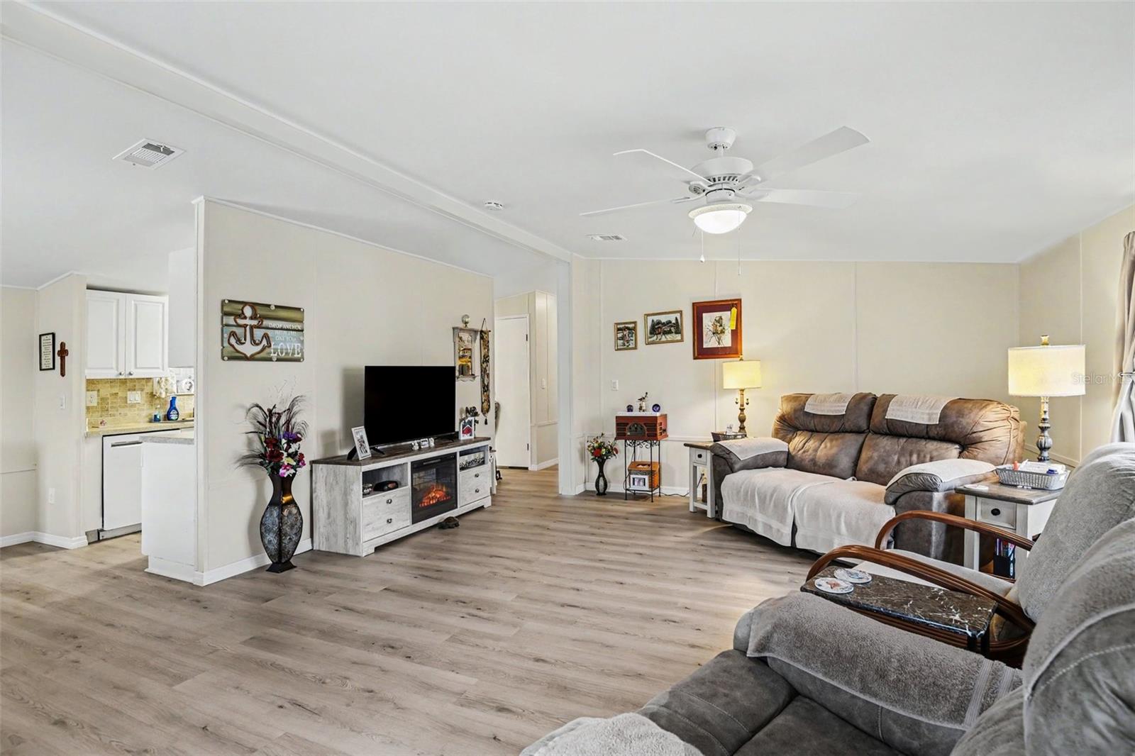 1000 KINGS HWY #366, PUNTA GORDA, FL — photo 3