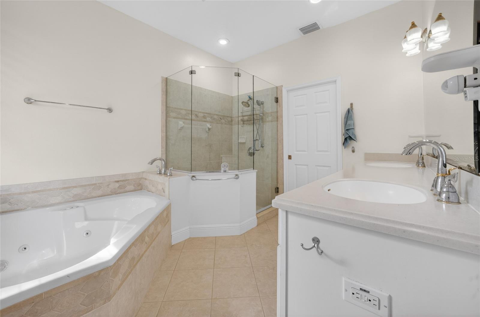 279 ZACHARY WADE ST, WINTER GARDEN, FL — photo 41