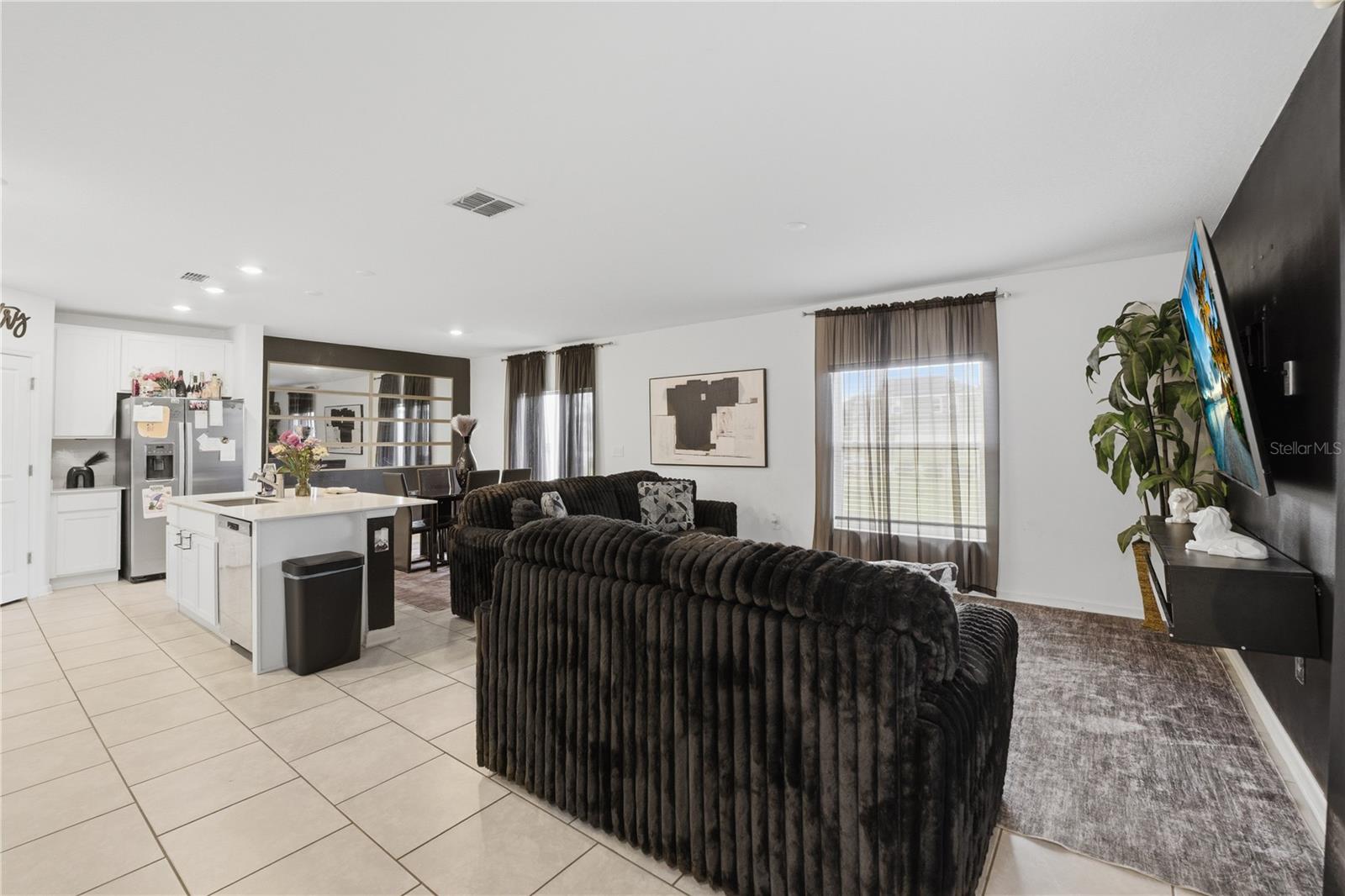 859 TIMBERLAND DR, EAGLE LAKE, FL — photo 3