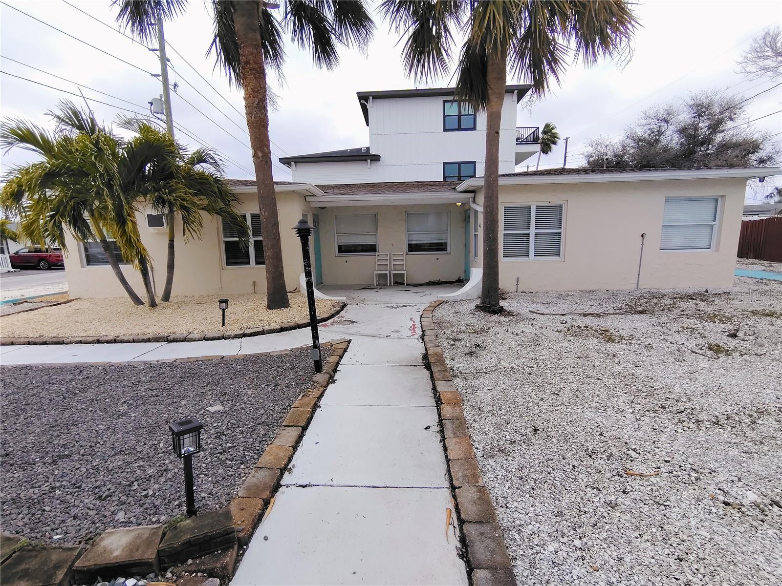 115 145TH AVE E #3, MADEIRA BEACH, FL