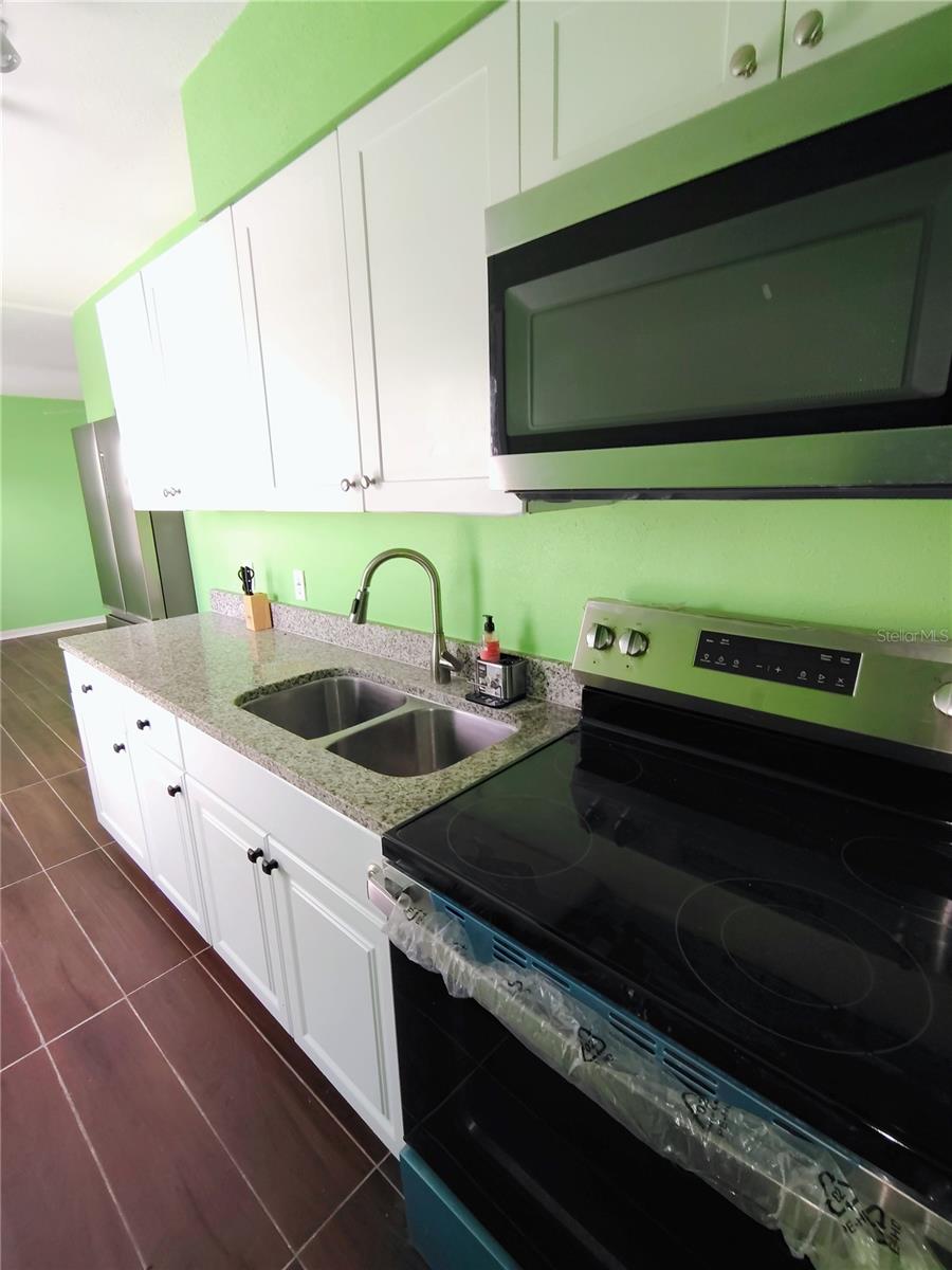115 145TH AVE E #3, MADEIRA BEACH, FL — photo 9