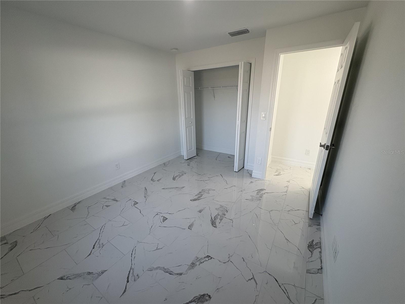 2810 NW 26TH PL, CAPE CORAL, FL — photo 5