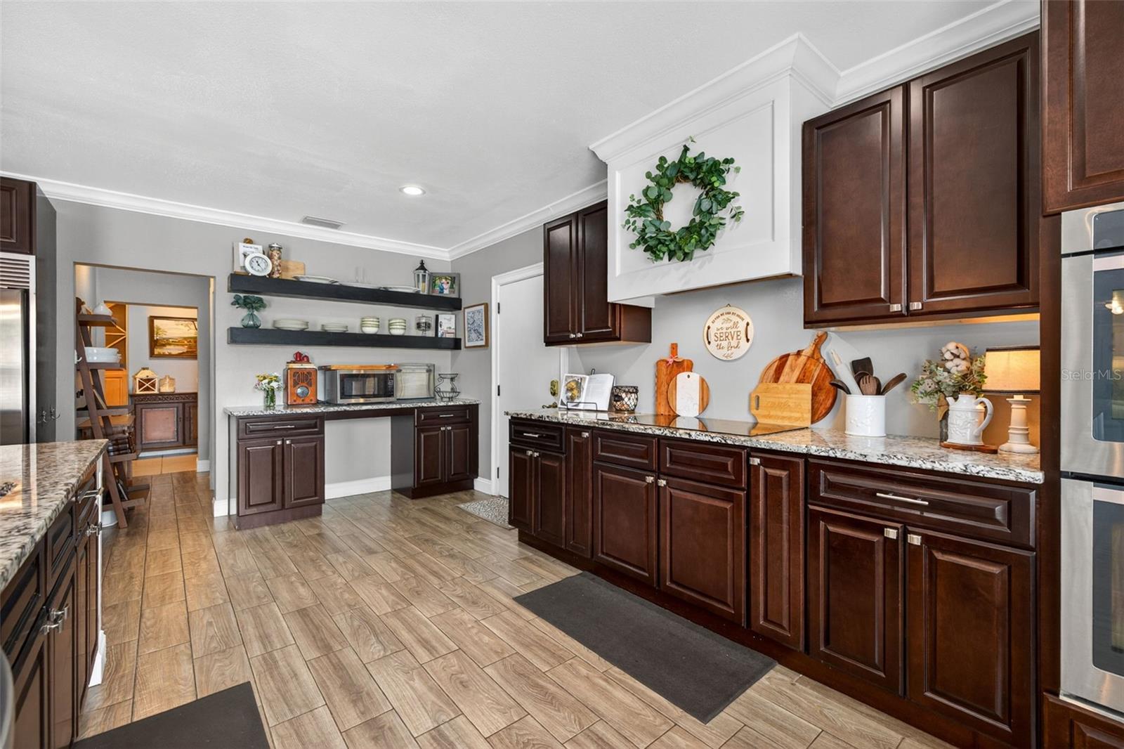 712 S OAKWOOD AVE, BRANDON, FL — photo 13