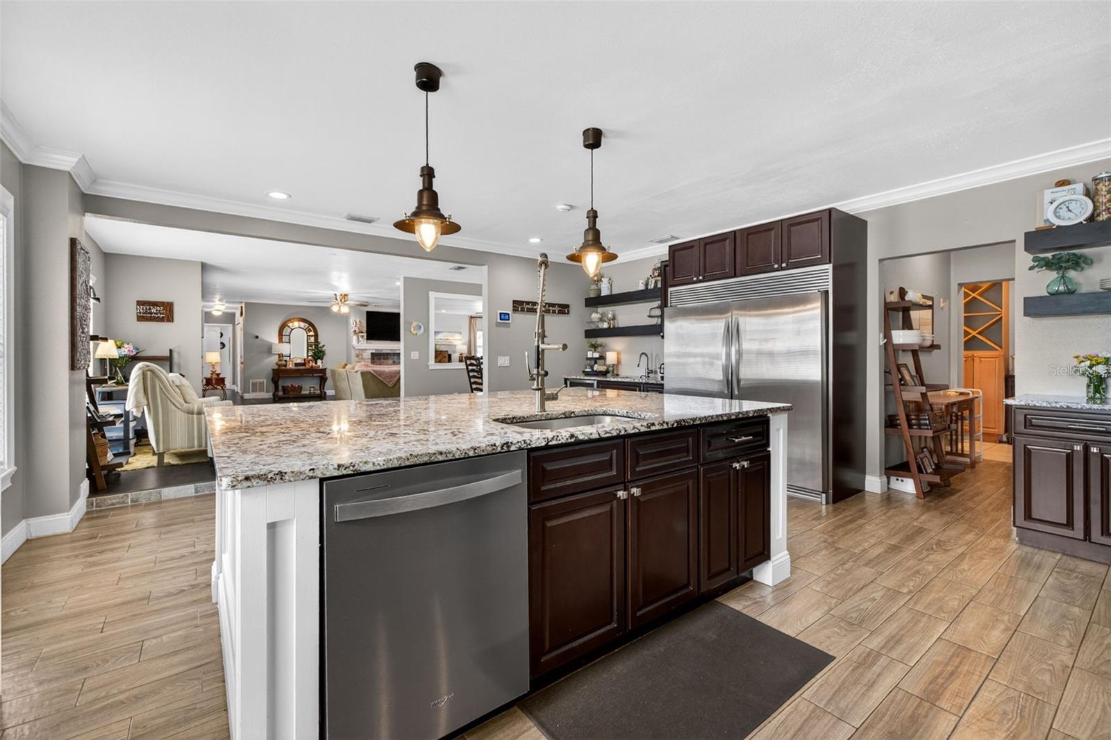 712 S OAKWOOD AVE, BRANDON, FL — photo 15