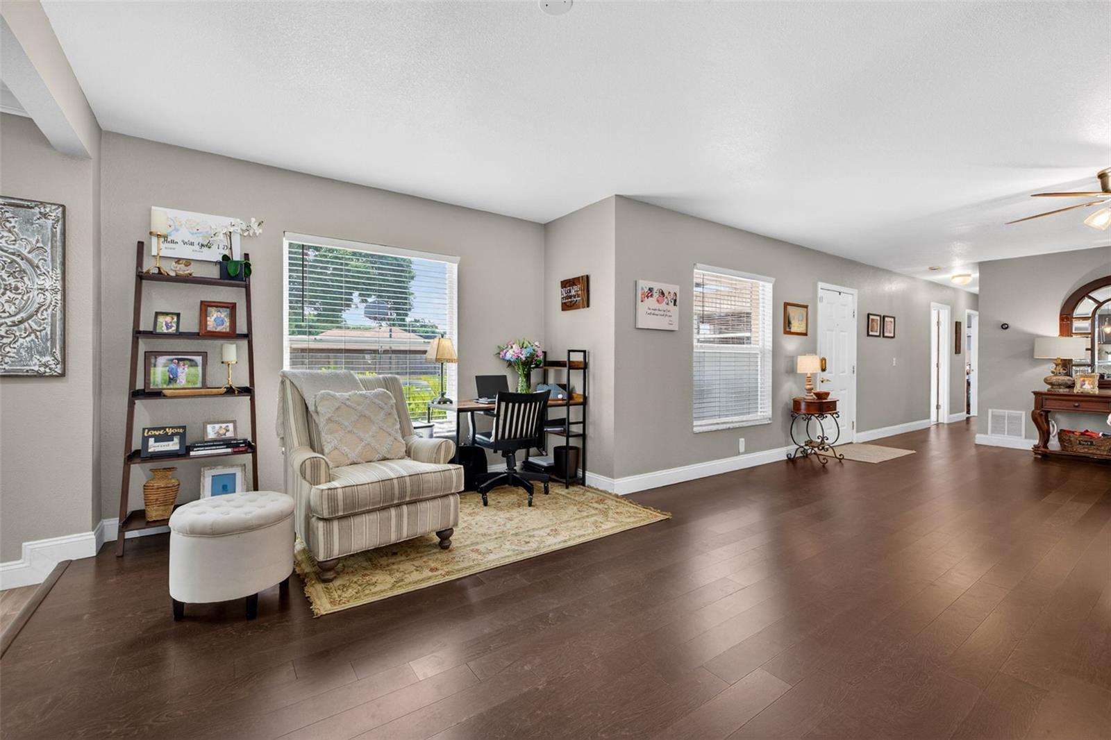 712 S OAKWOOD AVE, BRANDON, FL — photo 19