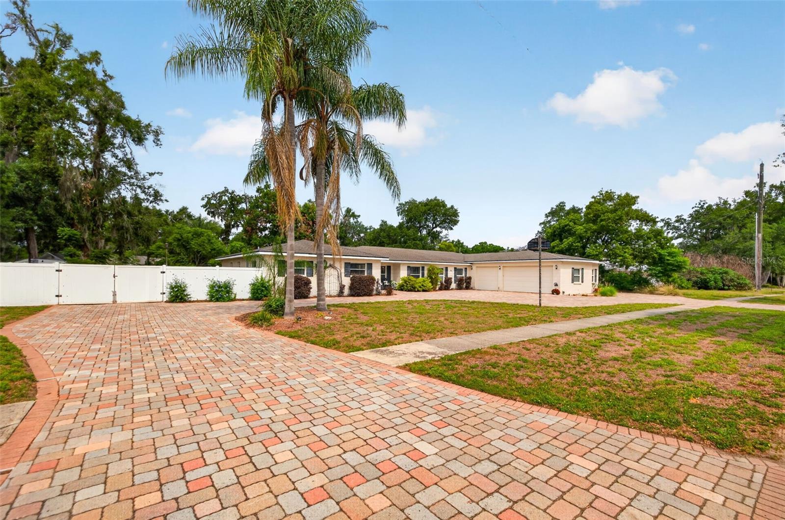 712 S OAKWOOD AVE, BRANDON, FL — photo 48