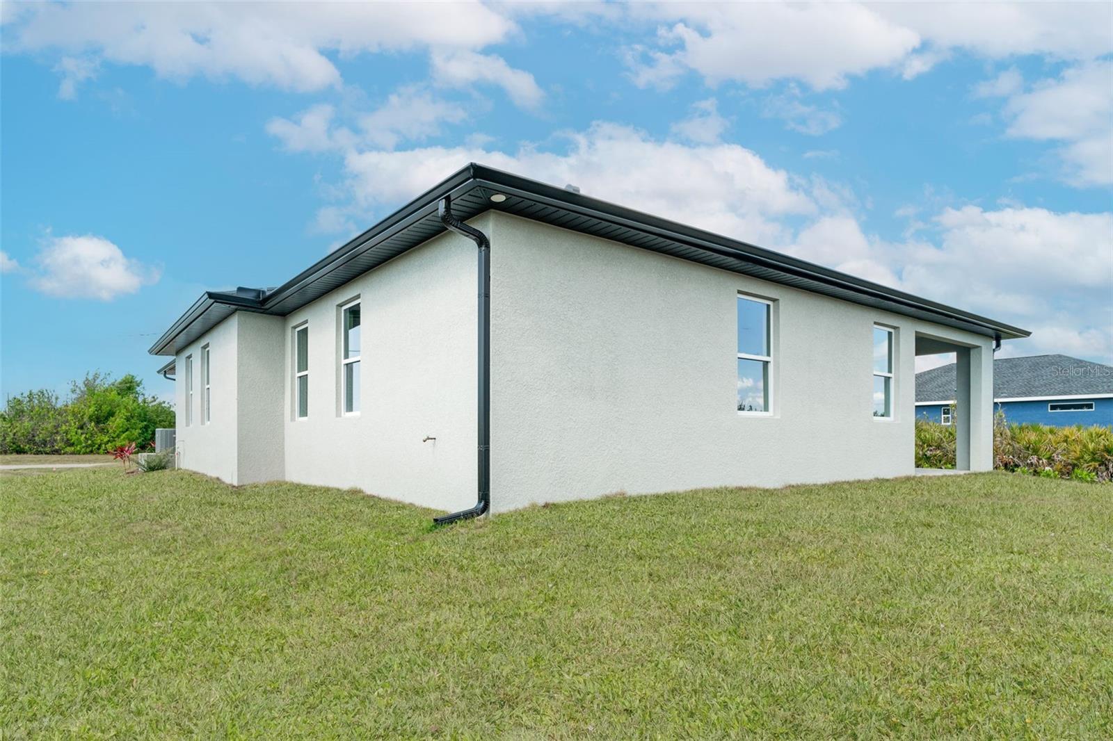 384 BAYTREE DR, ROTONDA WEST, FL — photo 9