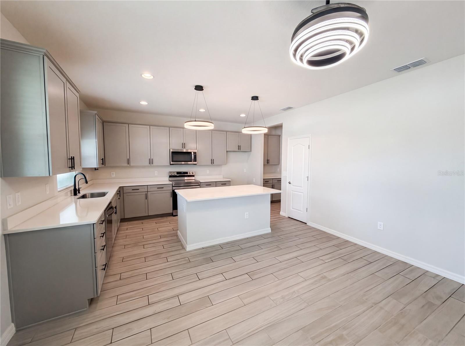 4510 PENKERT PL, LAKELAND, FL — photo 2