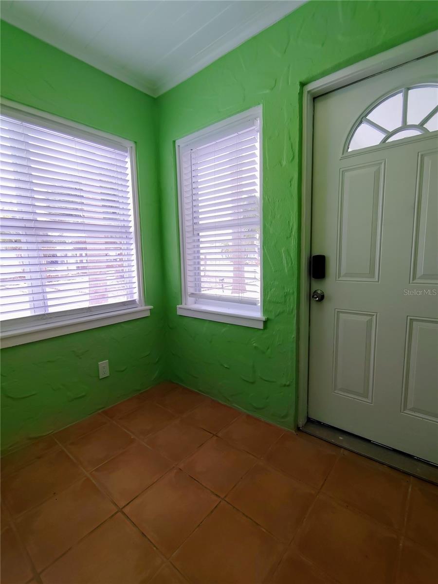115 145TH AVE E #4, MADEIRA BEACH, FL — photo 3