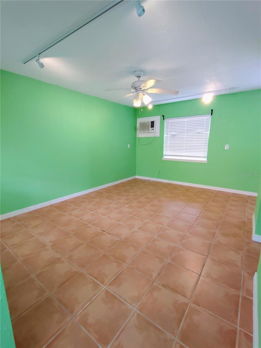 115 145TH AVE E #4, MADEIRA BEACH, FL — photo 4