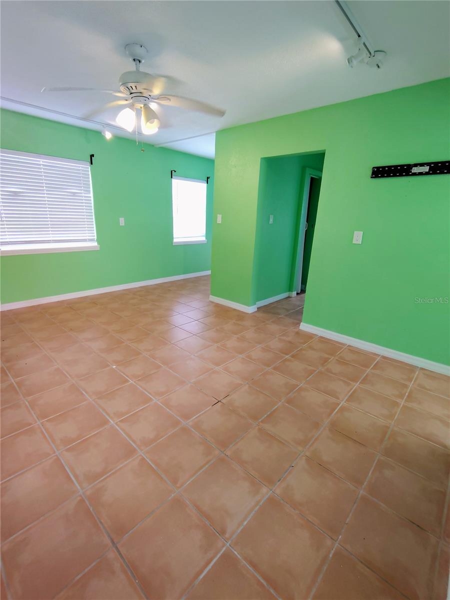 115 145TH AVE E #4, MADEIRA BEACH, FL — photo 5