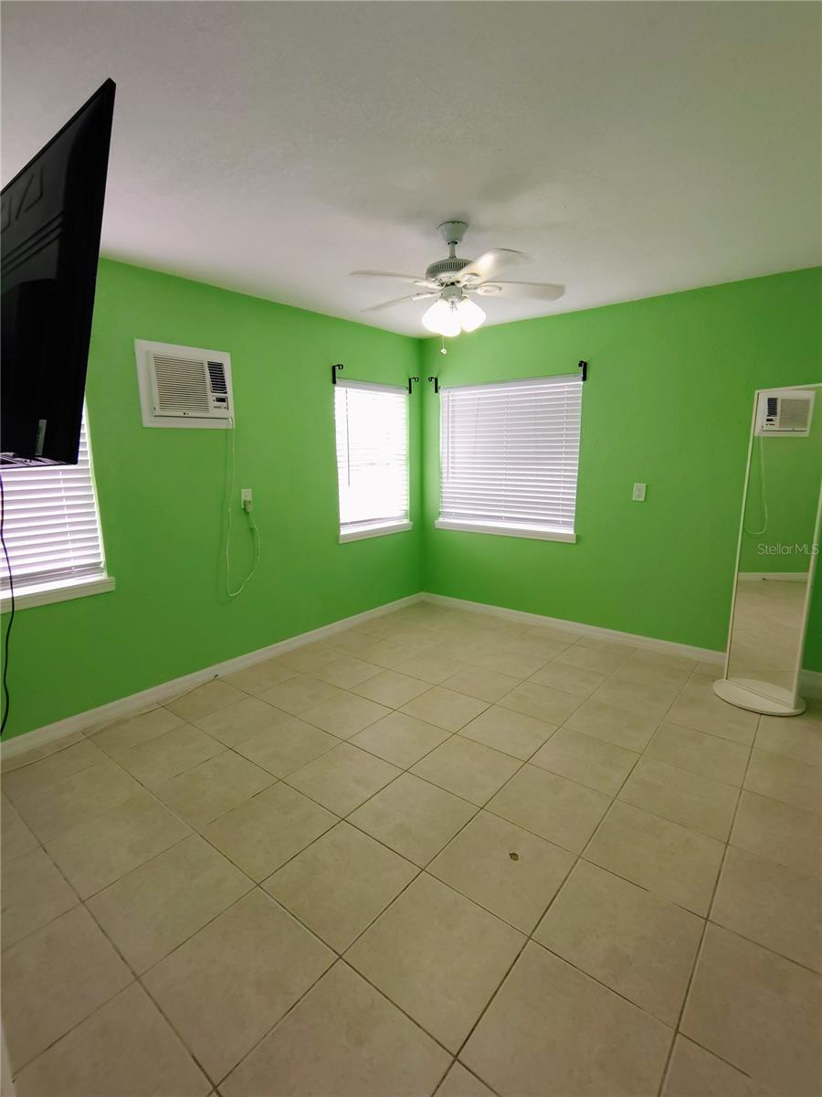115 145TH AVE E #4, MADEIRA BEACH, FL — photo 7