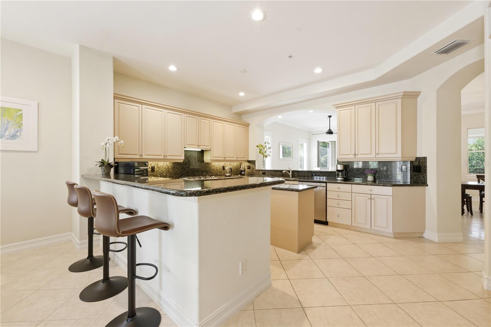 2859 TIBURON BLVD E #102, NAPLES, FL — photo 21