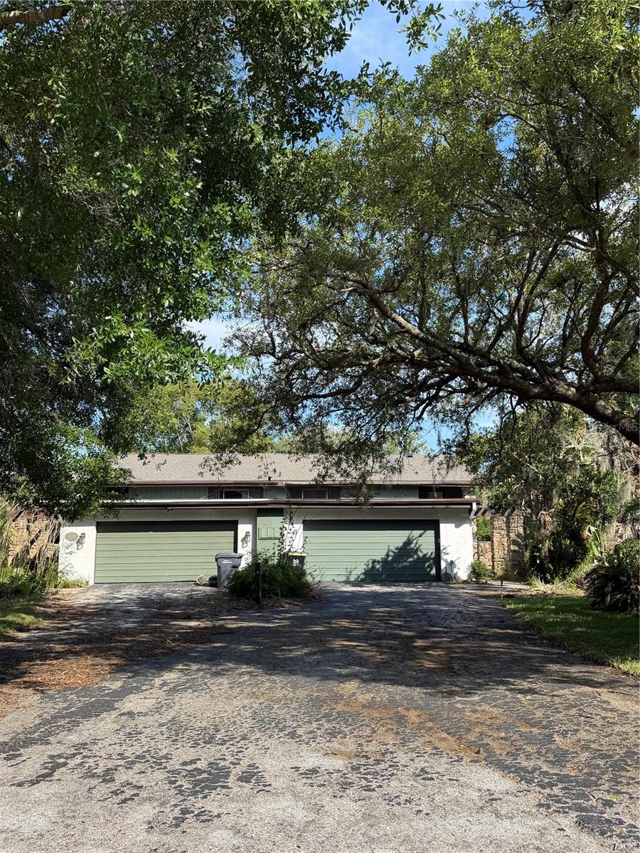 8 CANTERBURY DR, HAINES CITY, FL