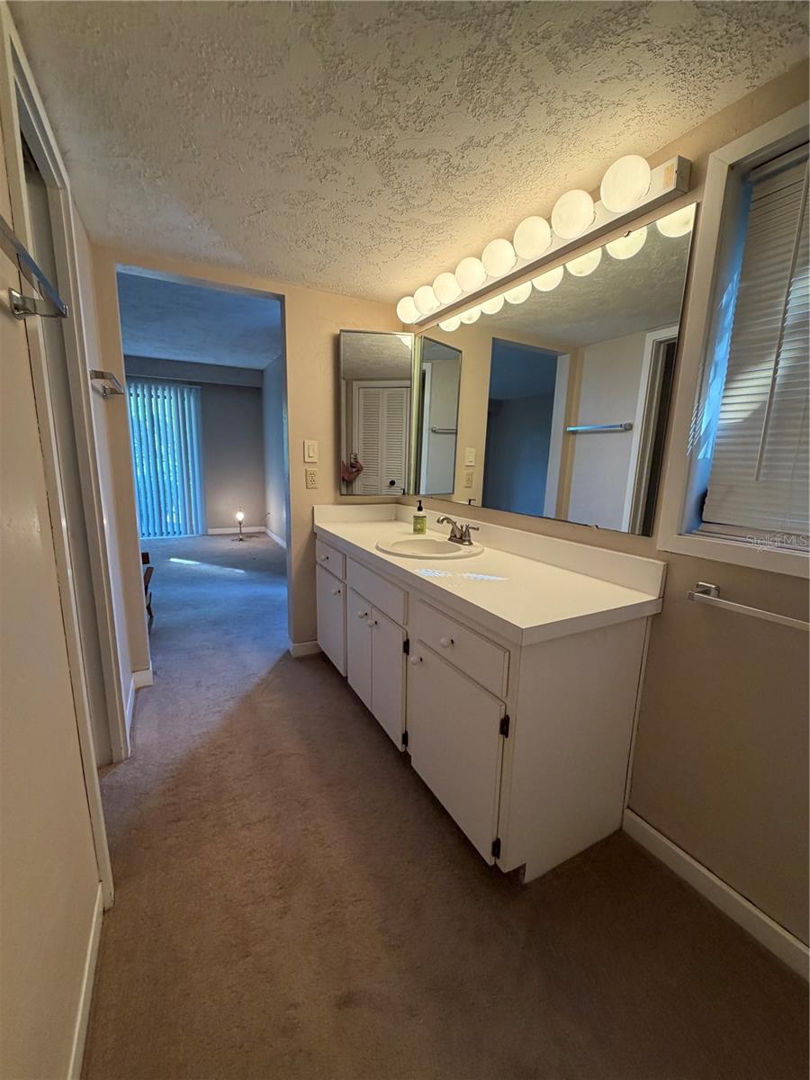 8 CANTERBURY DR, HAINES CITY, FL — photo 34