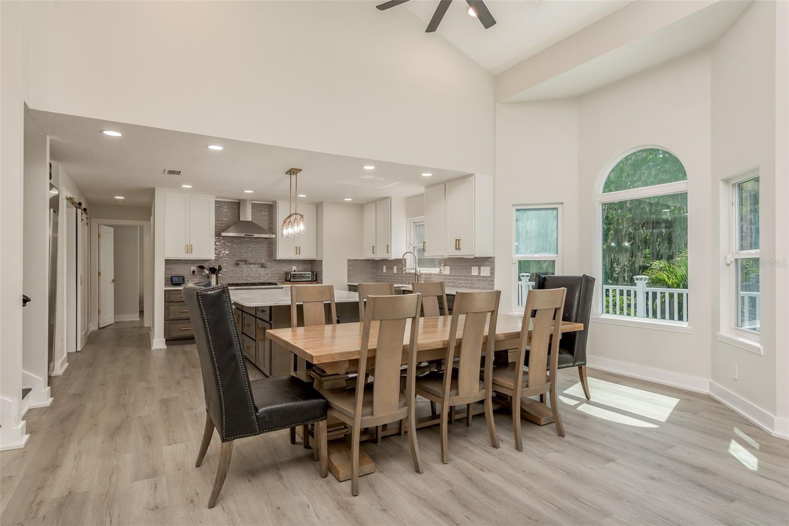 877 CYPRESS LAKEVIEW CT, TARPON SPRINGS, FL — photo 11