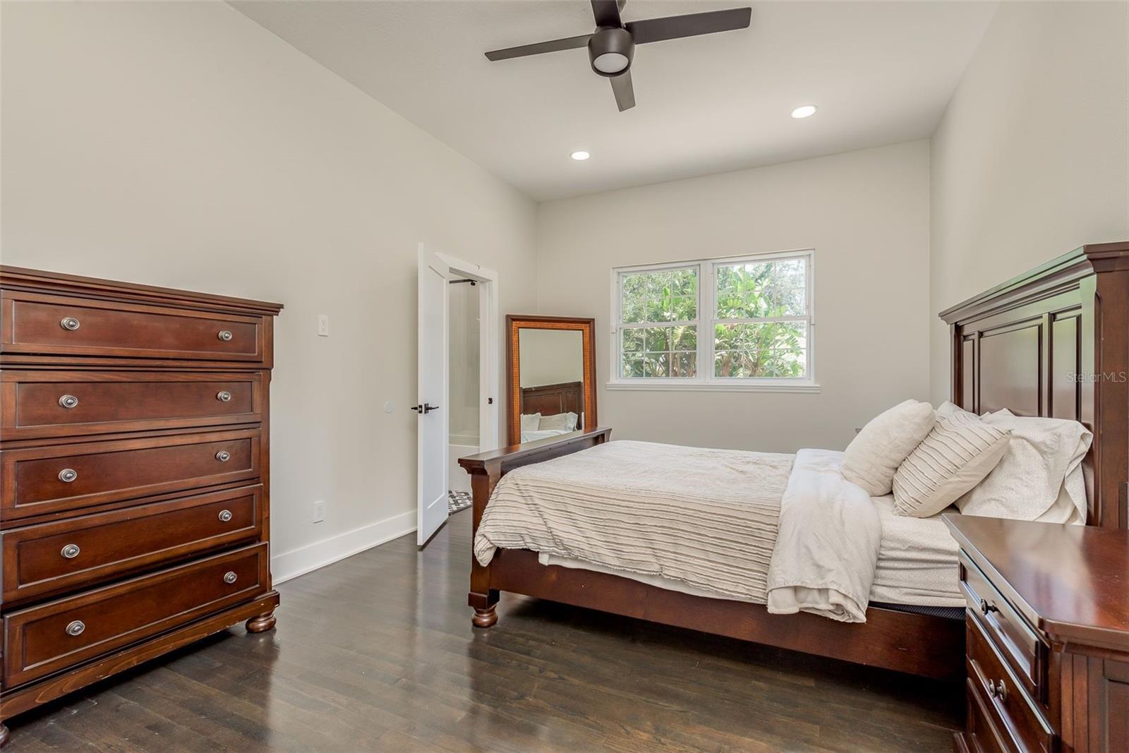877 CYPRESS LAKEVIEW CT, TARPON SPRINGS, FL — photo 29