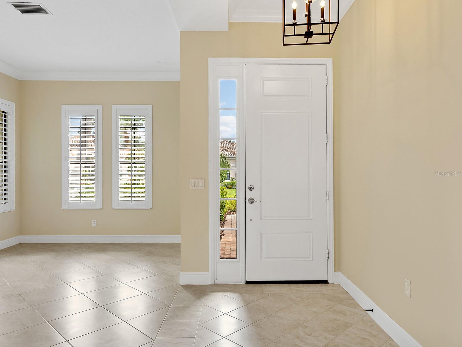 7210 LAKE FOREST GLN, LAKEWOOD RANCH, FL — photo 3