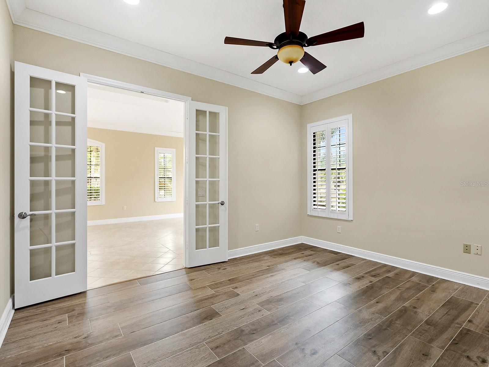 7210 LAKE FOREST GLN, LAKEWOOD RANCH, FL — photo 12
