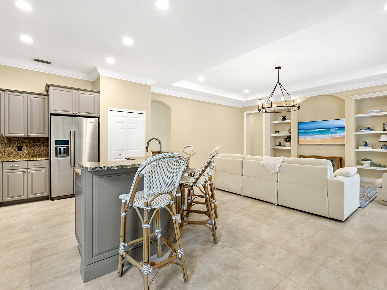 7210 LAKE FOREST GLN, LAKEWOOD RANCH, FL — photo 22
