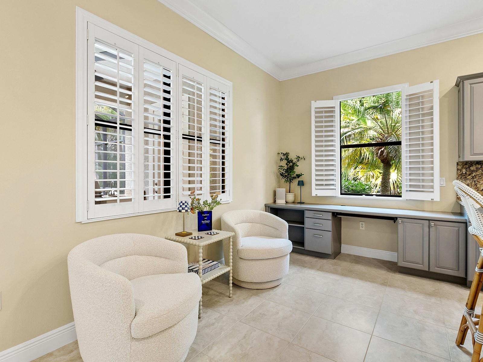 7210 LAKE FOREST GLN, LAKEWOOD RANCH, FL — photo 23