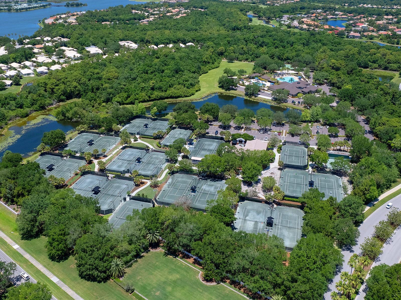 7210 LAKE FOREST GLN, LAKEWOOD RANCH, FL — photo 53