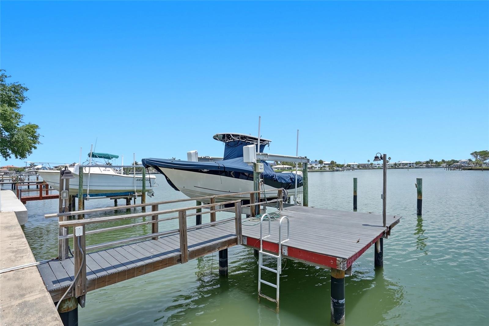 2311 BAY BLVD, INDIAN ROCKS BEACH, FL — photo 4