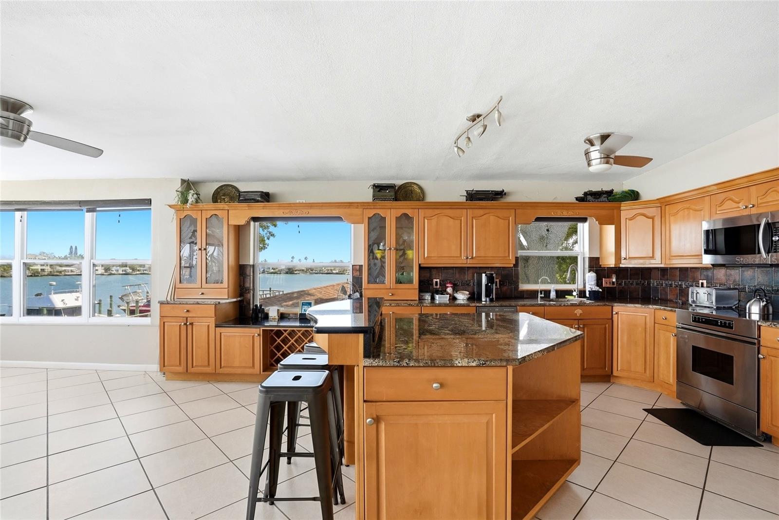 2311 BAY BLVD, INDIAN ROCKS BEACH, FL — photo 50