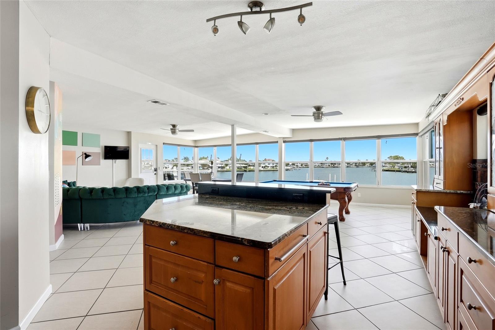 2311 BAY BLVD, INDIAN ROCKS BEACH, FL — photo 10